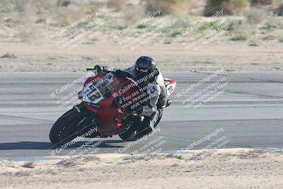 media/Jan-18-2026-CVMA (Sun) [[519f600f45]]/Race 16-Formula Middleweight/